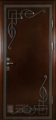 Фото «Дверь с ковкой №2» в Туле